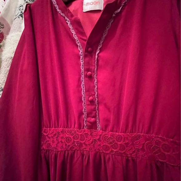 Modcloth Hi-low Hem Lace Trim Rich Maroon Dress, Size Small - Picture 3 of 8